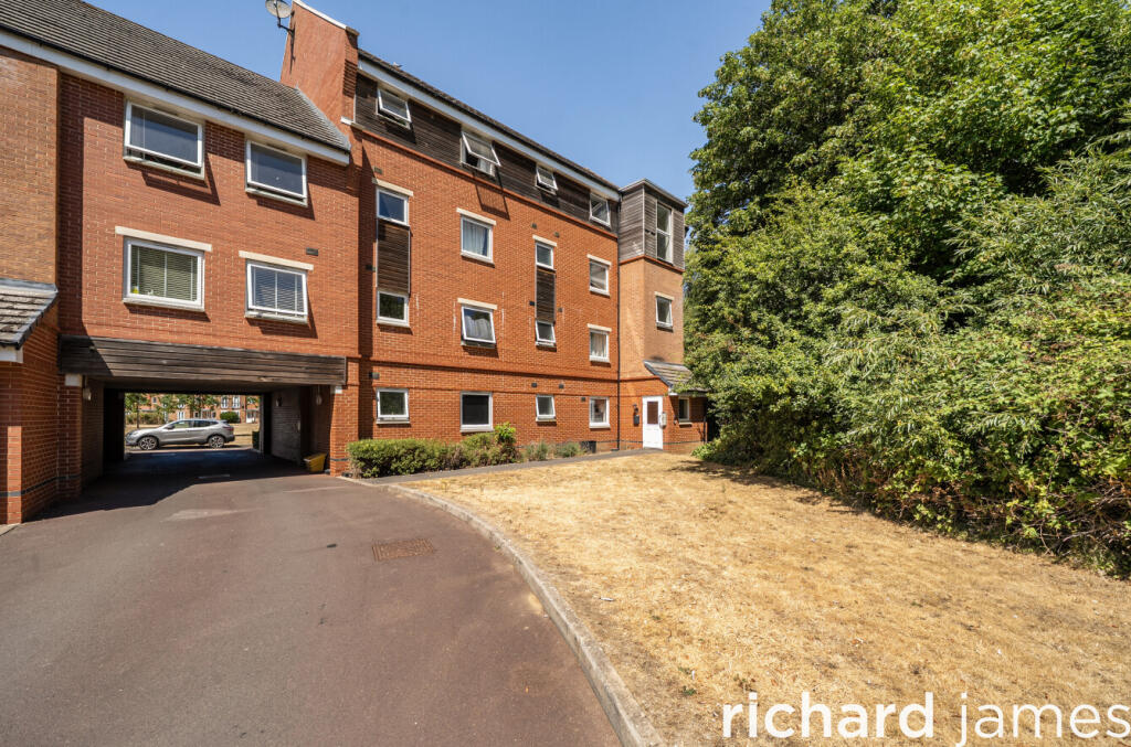 Main image of property: Pennyroyal House, Celsus Grove, Old Town, Swindon, SN1
