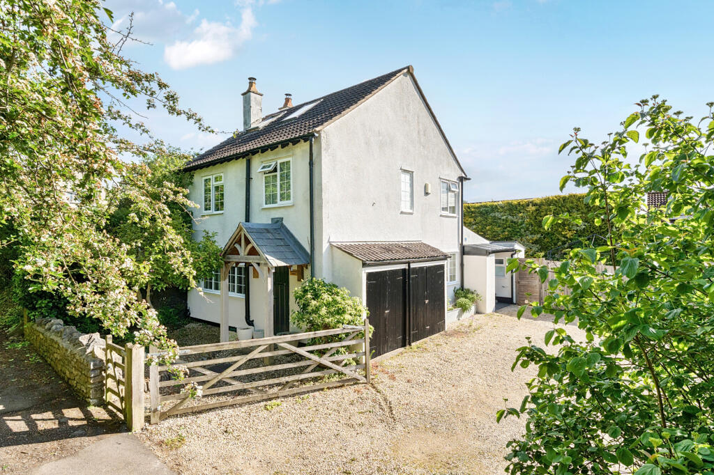Main image of property: Wolfridge Lane, Alveston, BS35