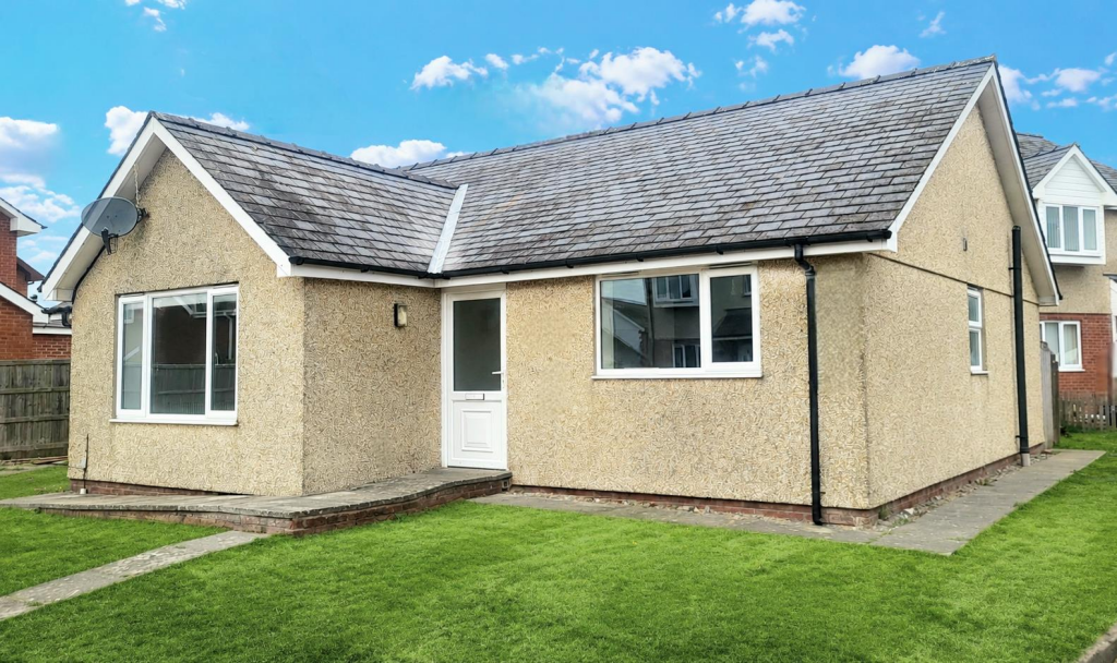 Main image of property: 32 Cae Gwastad, Harlech