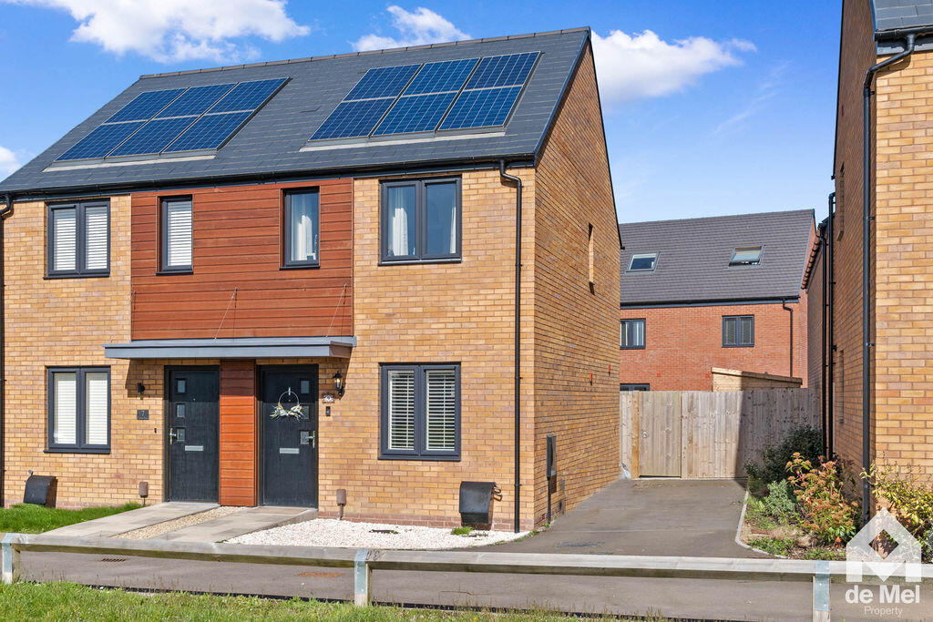 Main image of property: Citrine Place, Bishops Cleeve, GL52 7ZQ