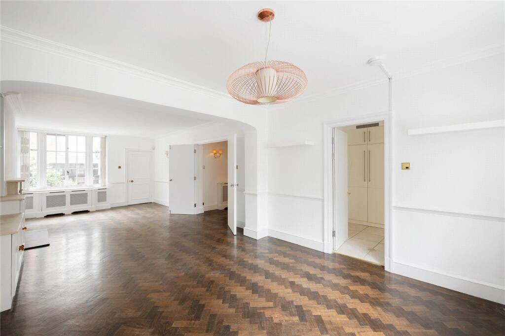 Main image of property: Bryanston Mews West, Marylebone, W1H