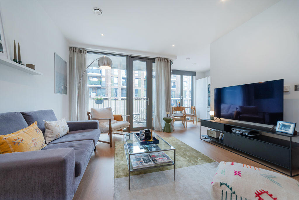 Main image of property: Kilburn Park Road, London NW6