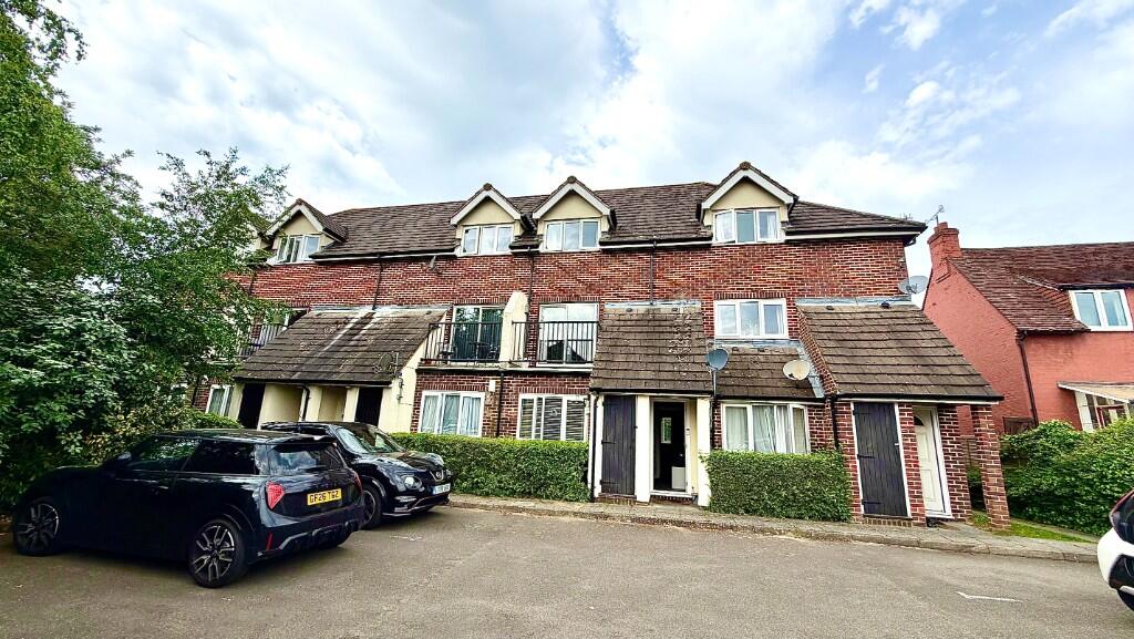 Main image of property: Crowhurst Mead, Godstone, Surrey, RH9