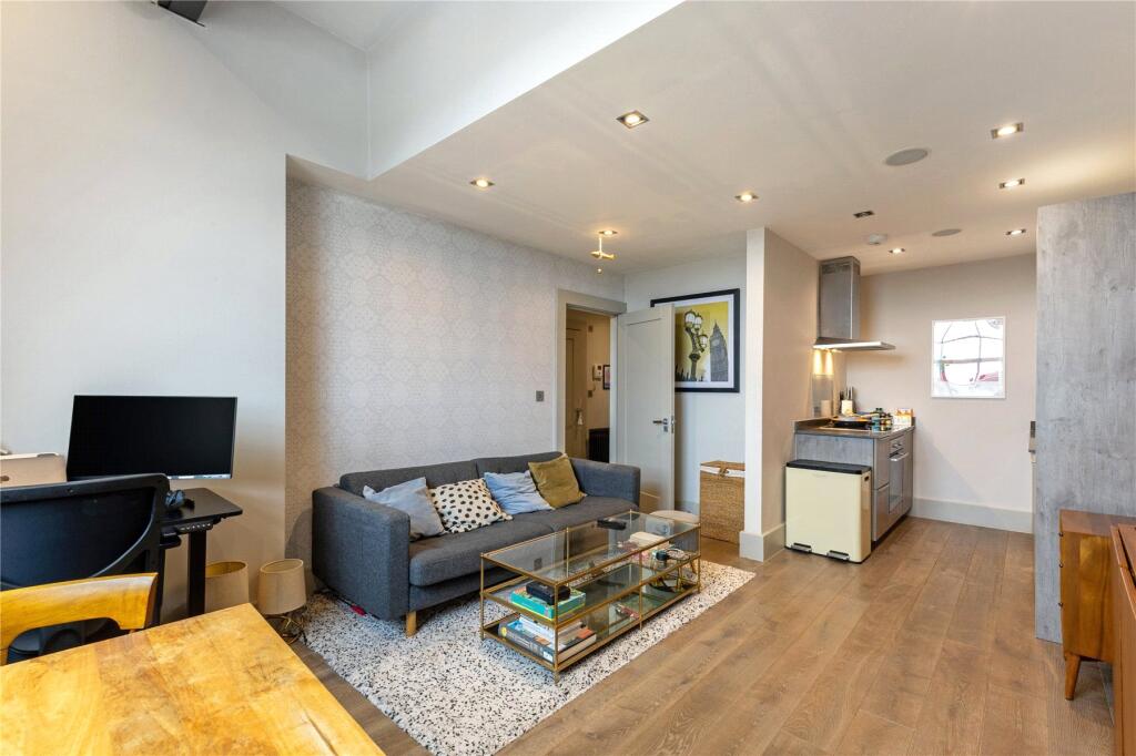 Main image of property: Dunstable Road, Richmond, TW9