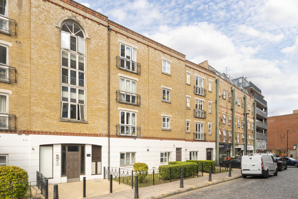 Main image of property: Raven Row, Whitechapel, London, E1