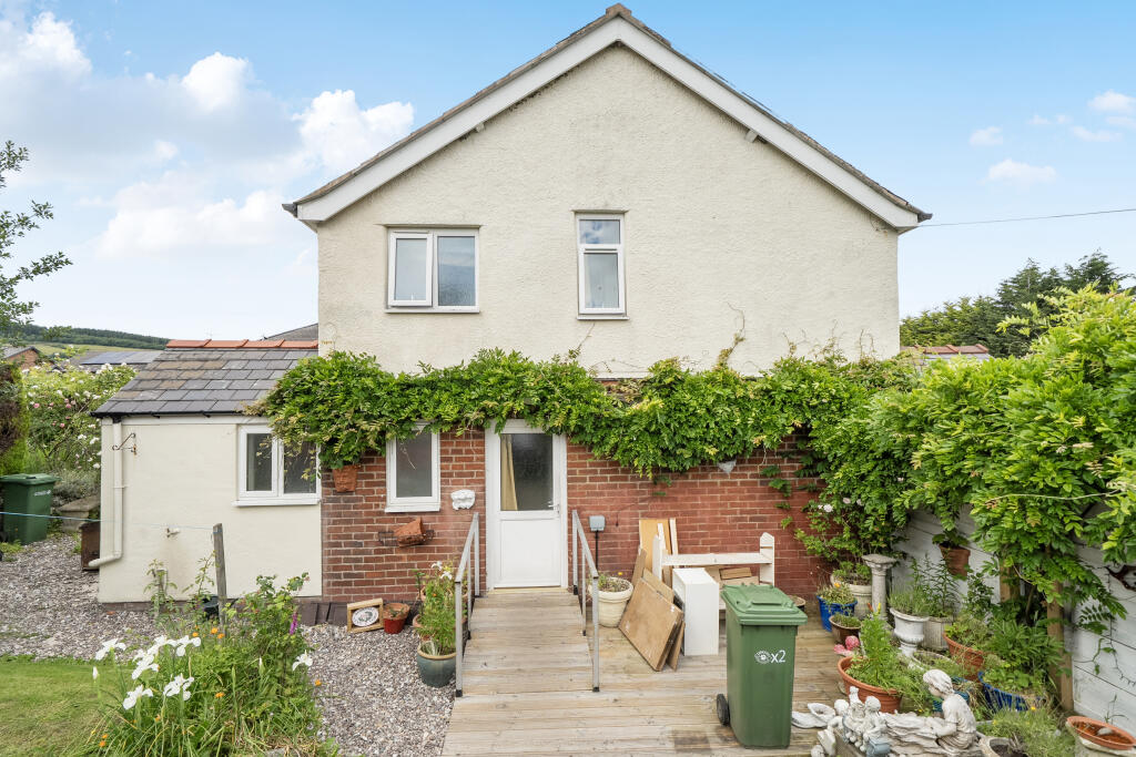 Main image of property: Ty’n Llan, Mold, CH7 5SP