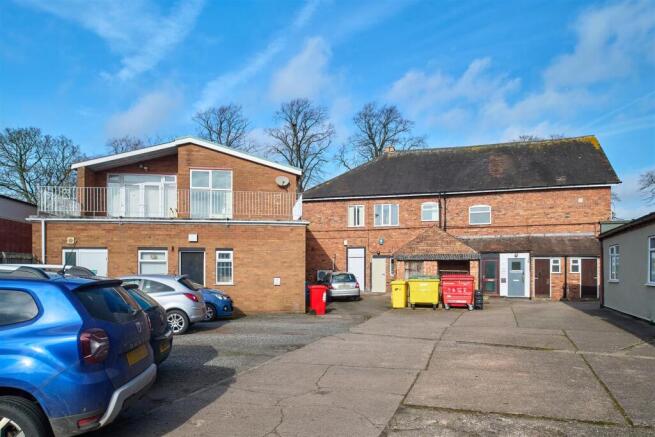 EXT_DSC_3939_26.02.25_ASP_High St Wombourne_HI RES