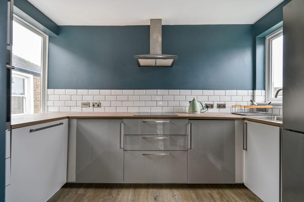 Main image of property: Clarendon Road, Colliers Wood, London, SW19