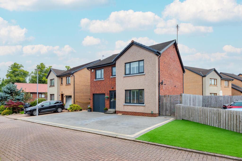 Main image of property: The Moorings, Paisley
