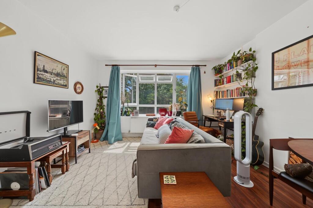 Main image of property: Highbury New Park, London, N5