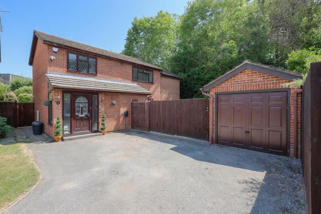 Main image of property: Cowslip Close, Uxbridge, UB8