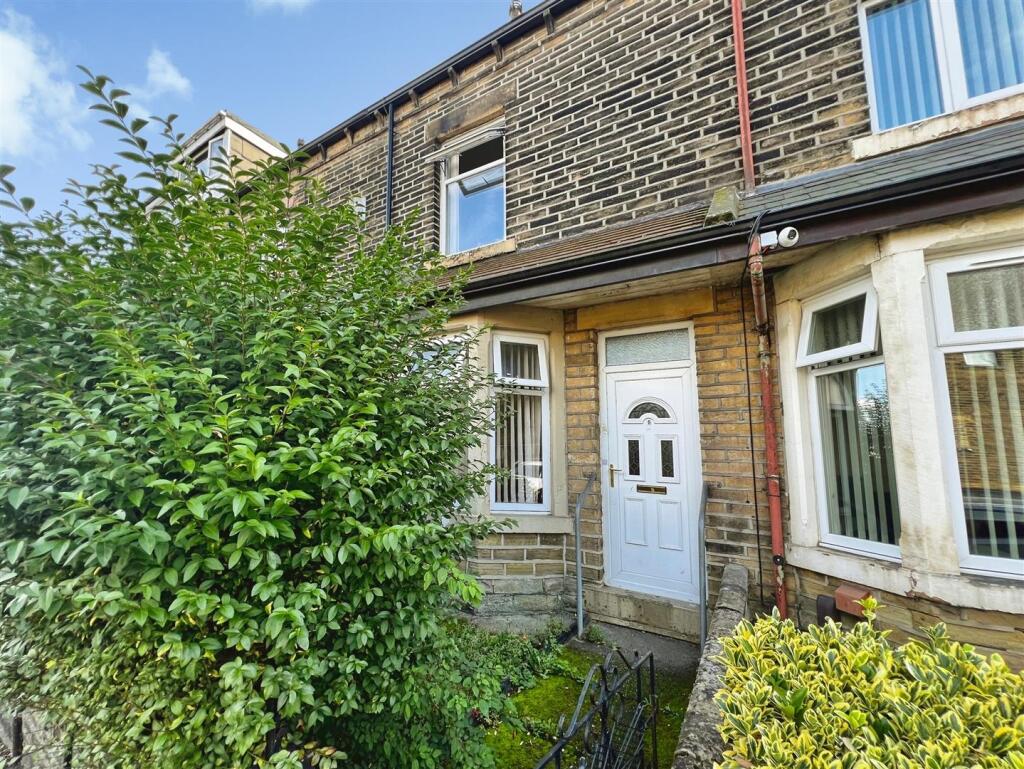 Main image of property: Grenfell Terrace, Bradford, BD3 7EJ