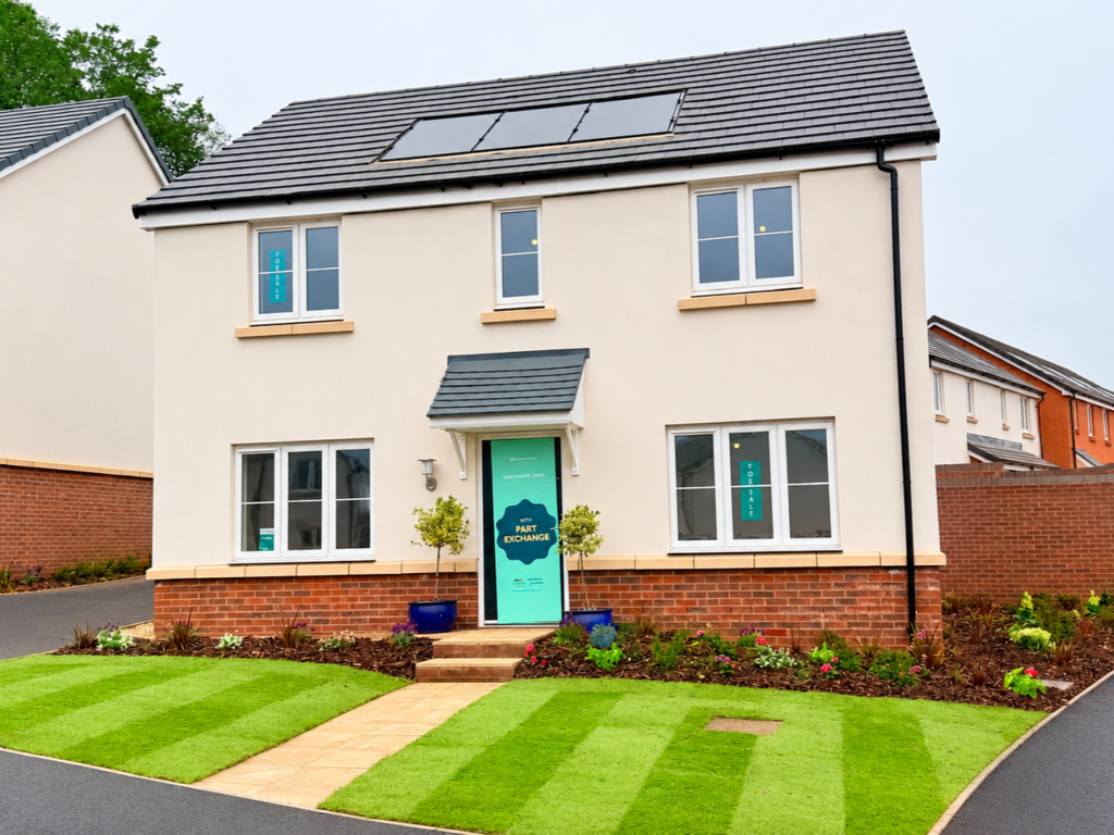 Main image of property: Mill Gardens,
Cullompton,
Devon, 
EX15 1FE