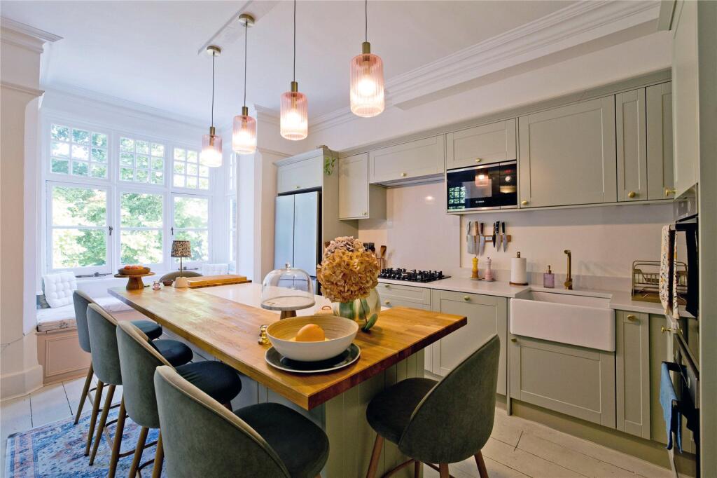 Main image of property: East Heath Road, Hampstead, NW3