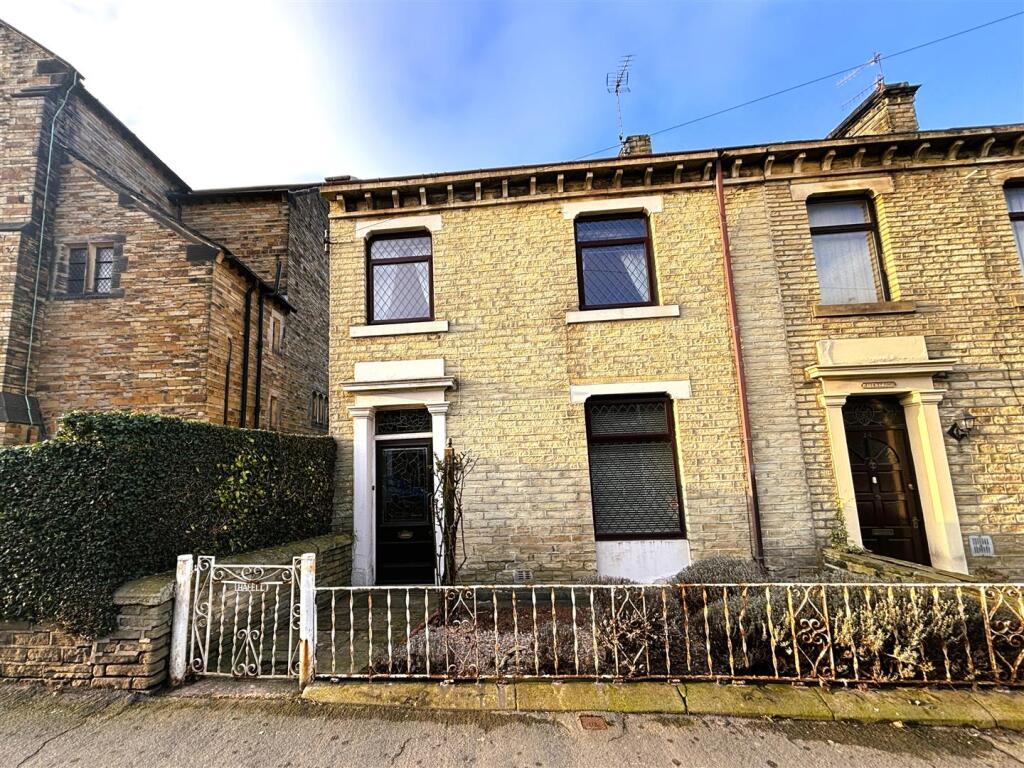 Main image of property: 26, Gooder Lane, Brighouse, HD6 1HF