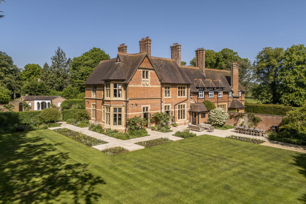 Main image of property: Brightwalton, Newbury, Berkshire, RG20