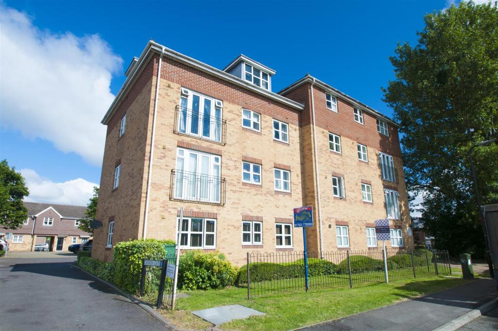 Main image of property: Cannon Gate, Slough