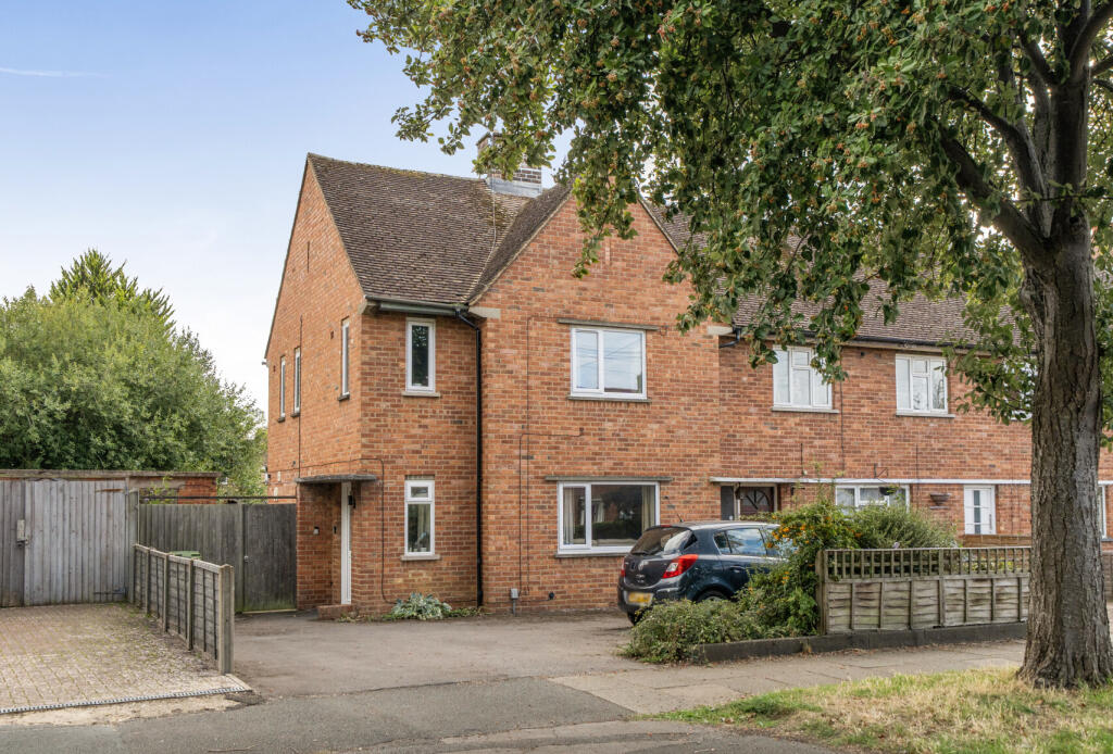 Main image of property: Cromwell Road, Cheltenham, Gloucestershire, GL52