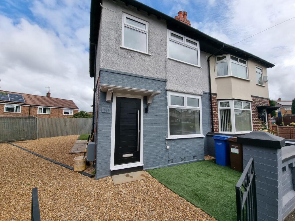 Main image of property: Manor Road SK5