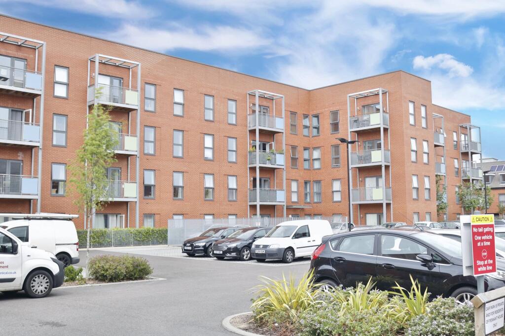 Main image of property: Portsmouth, Cross Street Part Furnished