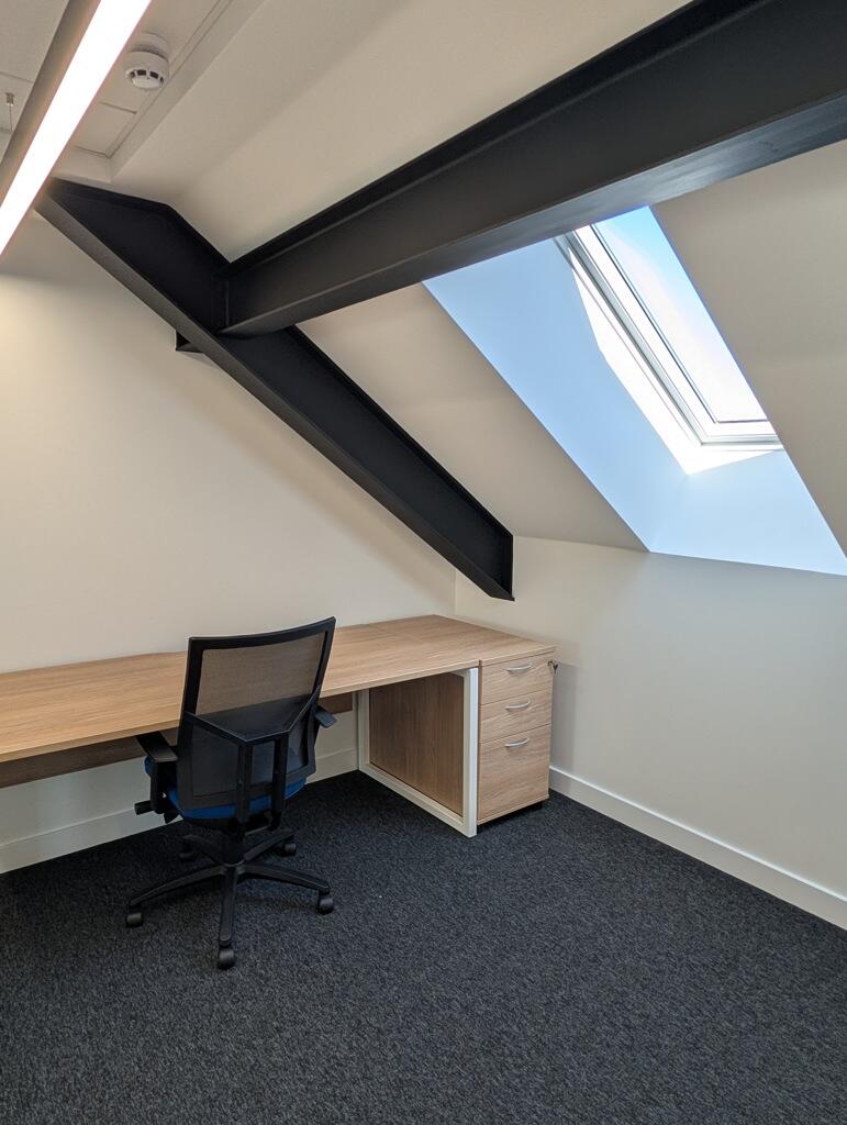 Photo 43