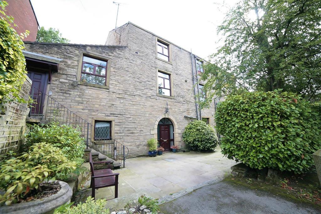 Main image of property: High Street, Lees, Oldham, OL4