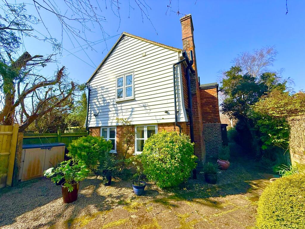 Main image of property: Garden Cottage, German Street, Winchelsea, East Sussex