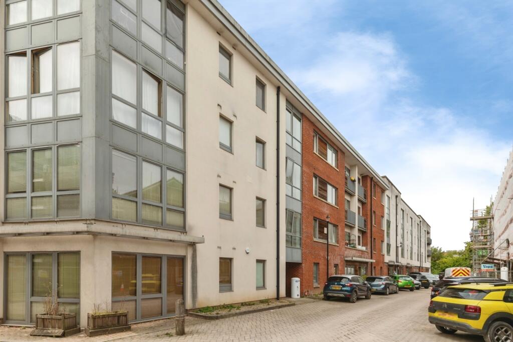 Main image of property: Barleyfields, Bristol, BS2