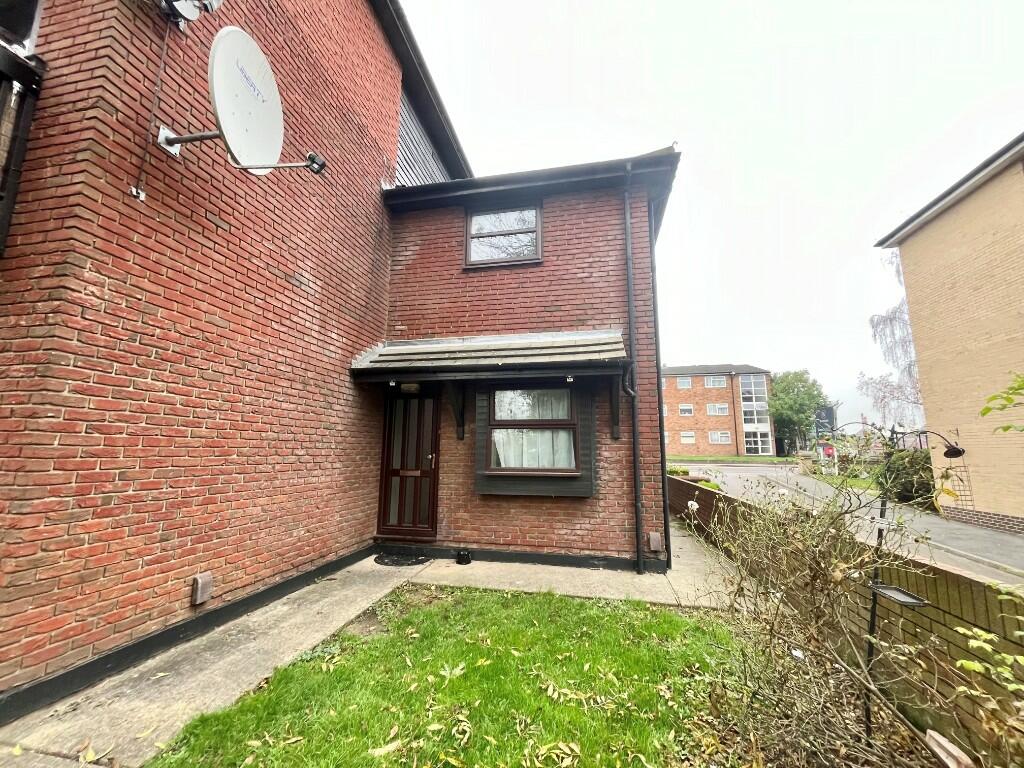 Main image of property: South Street, Romford, RM1