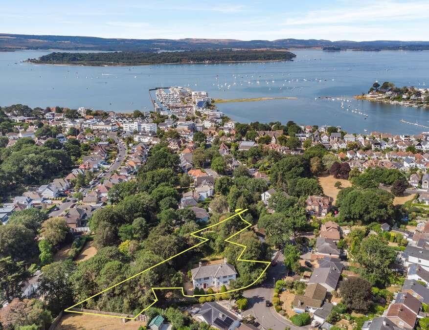 Main image of property: 40 and 46-52 Brownsea View Avenue, Lilliput
