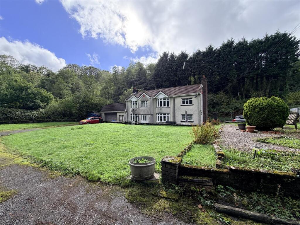 Main image of property: Garnant, Ammanford