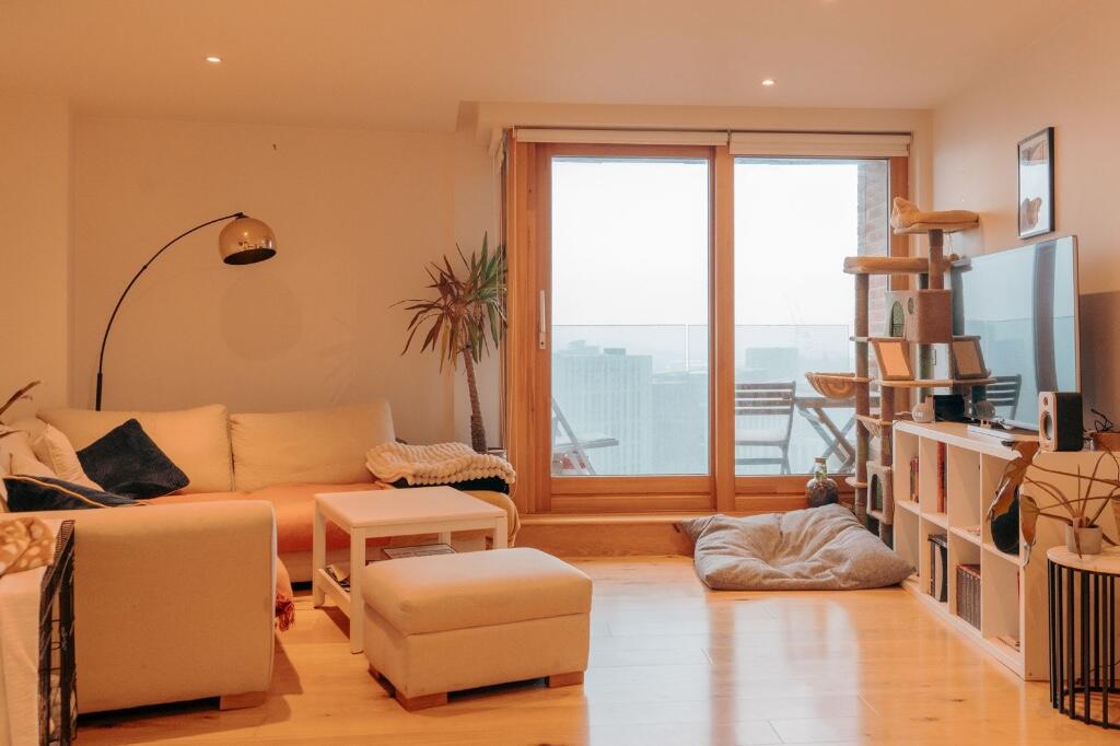 Main image of property: Wharf Approach, Leeds, West Yorkshire, LS1