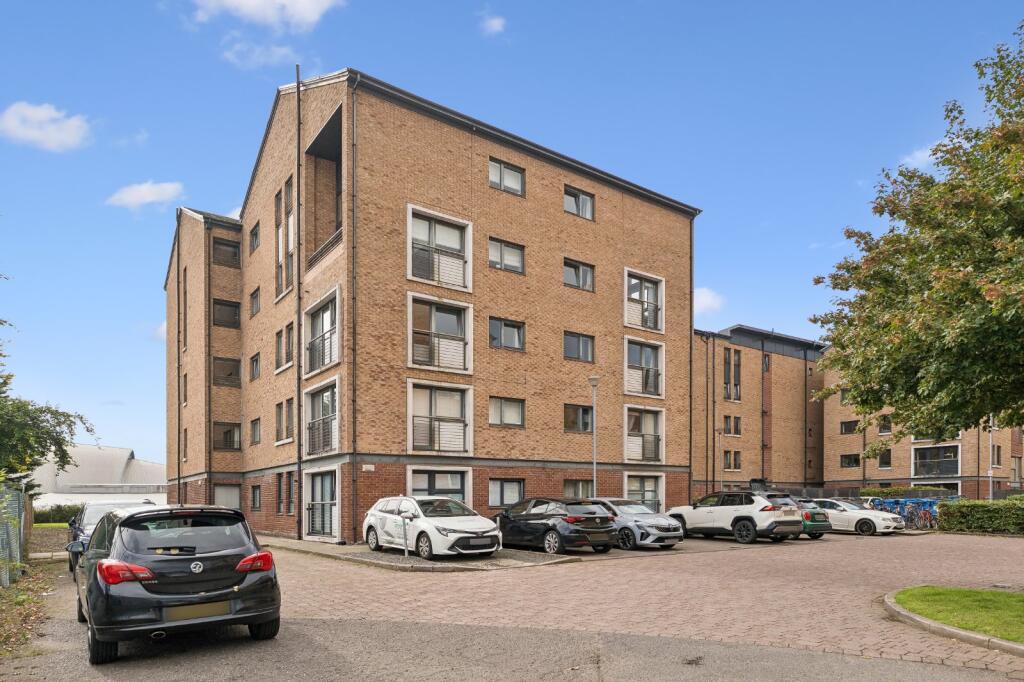 Main image of property: Minerva Way, Flat 2/3, Finnieston, Glasgow, G3