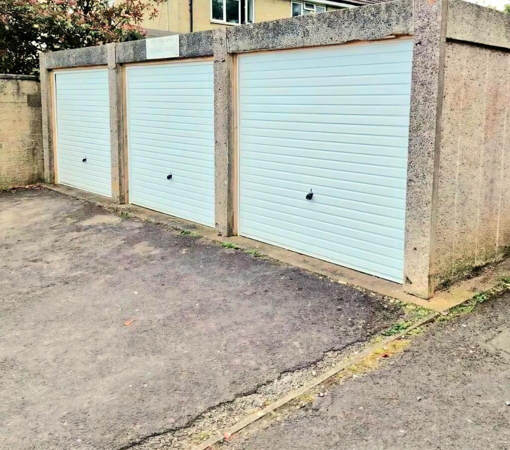 Main image of property: Bunting Hill, Nailsworth