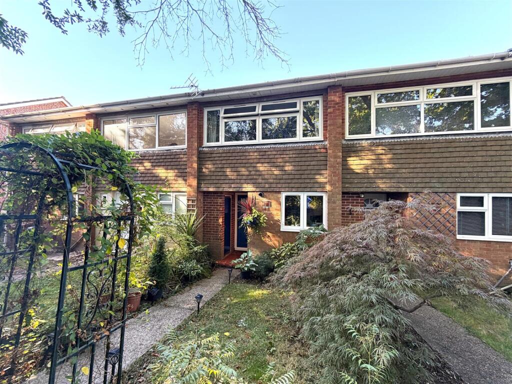 Main image of property: Senlac Road, Romsey