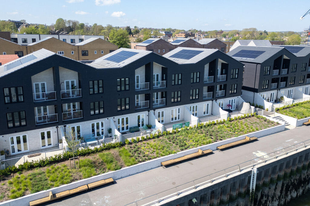 Main image of property: Corys Road,
Rochester,
Kent,
ME1 1PZ