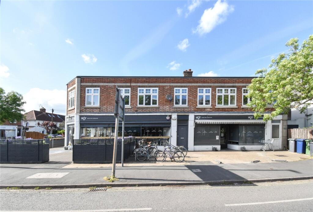 Main image of property: Chesterton Road, Cambridge, CB4