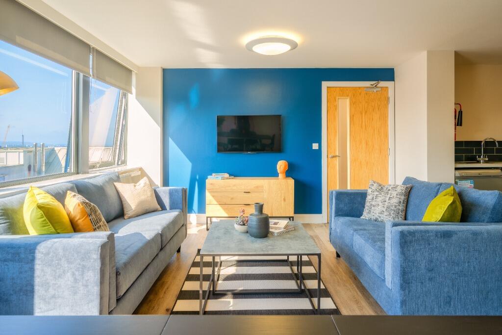 Main image of property: Newton House Student Accommodation, Glasgow G2 3LG