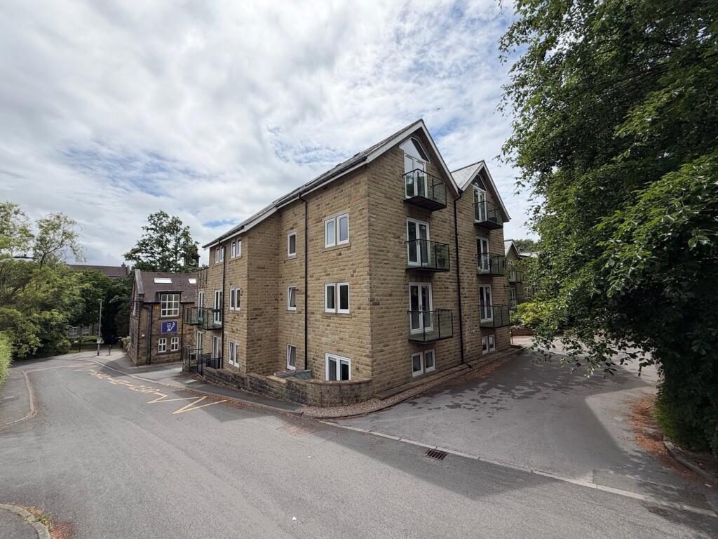 Main image of property: The Green, Bingley, BD16