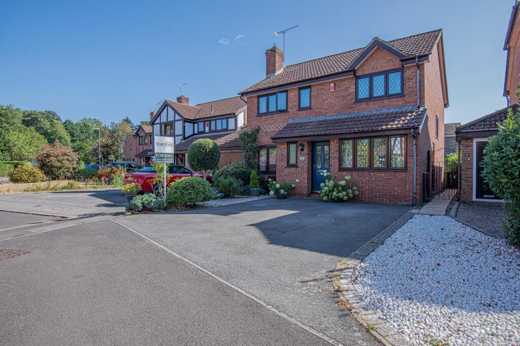 Main image of property: Abbotsbury Road, Bishopstoke, Eastleigh, SO50