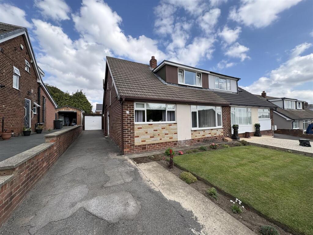 Main image of property: Fairfield Avenue, Heckmondwike