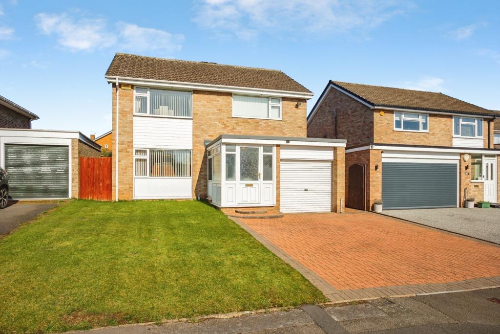 Main image of property: Oaktree Avenue, Radcliffe-on-Trent, Nottingham, Nottinghamshire, NG12