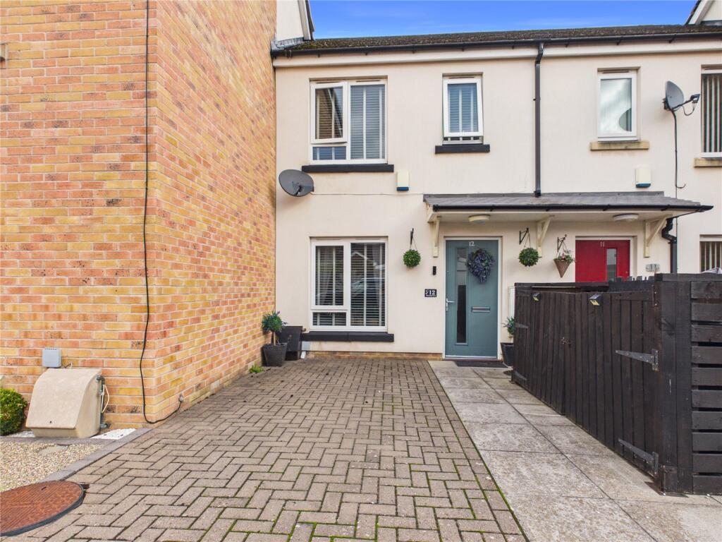 Main image of property: Wareing Close, Denton, Manchester, Greater Manchester, M34