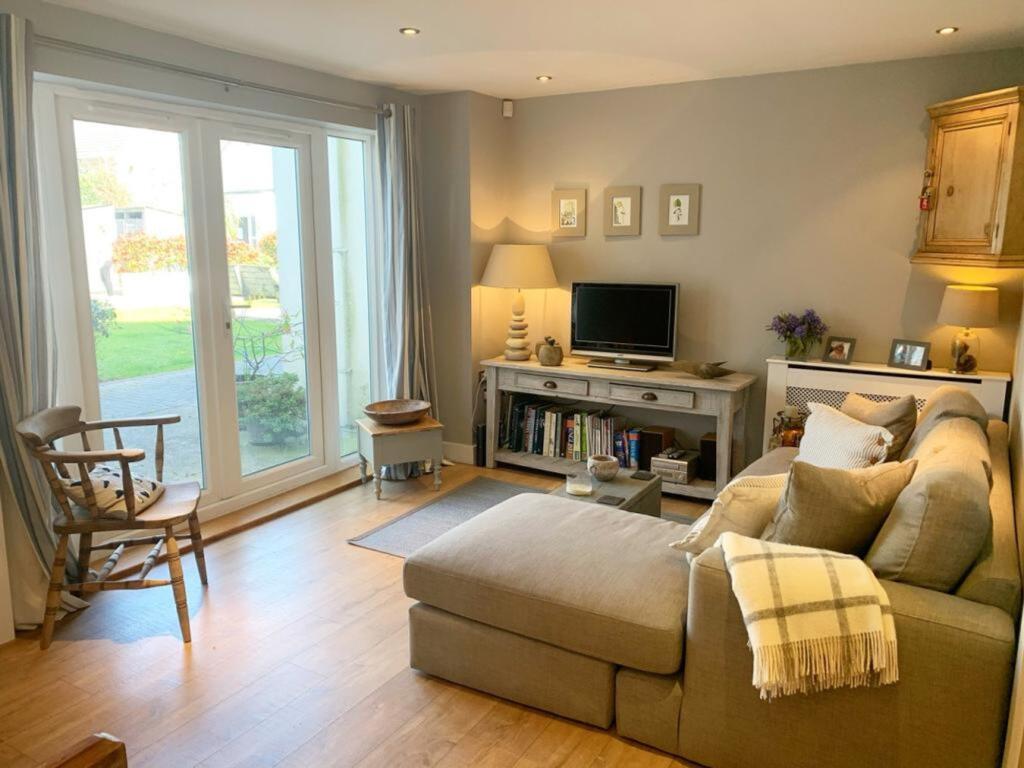 Main image of property: Park Villas, Ashley Cross, Poole BH14