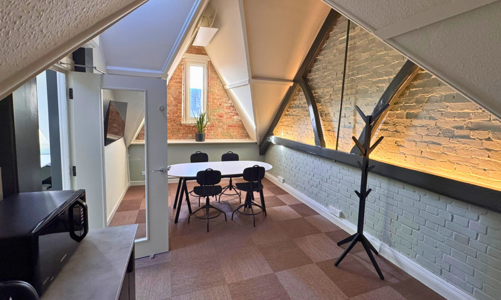 Private kitchen and collaboration space