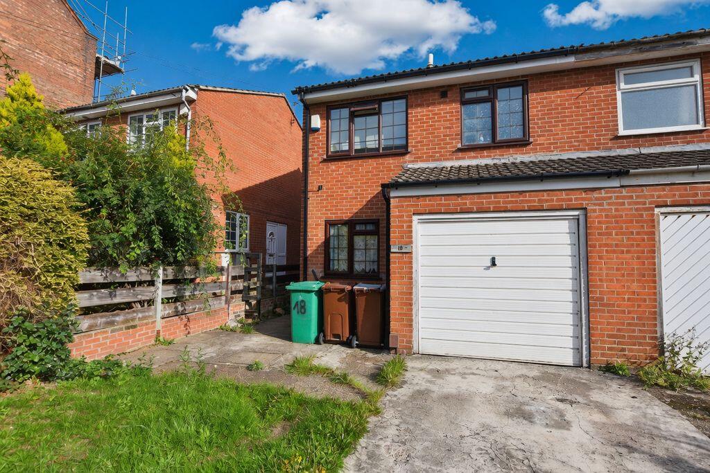 Main image of property: Goldswong Terrace, Nottingham