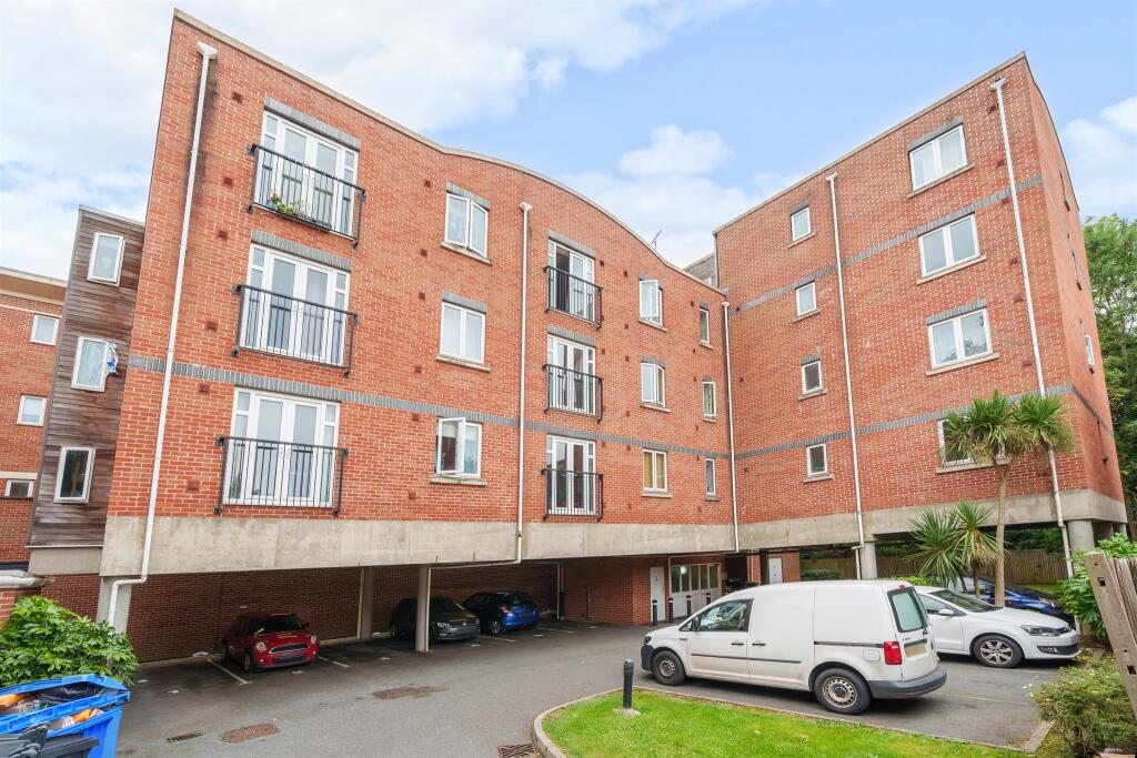 Main image of property: Grenfell Road, Maidenhead