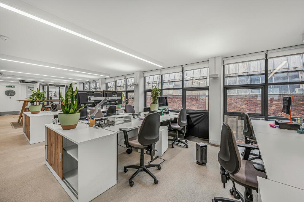 office 10.jpg