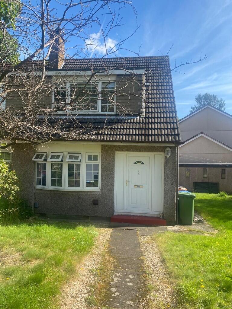 Main image of property: Rossie Crescent, Glasgow, G64