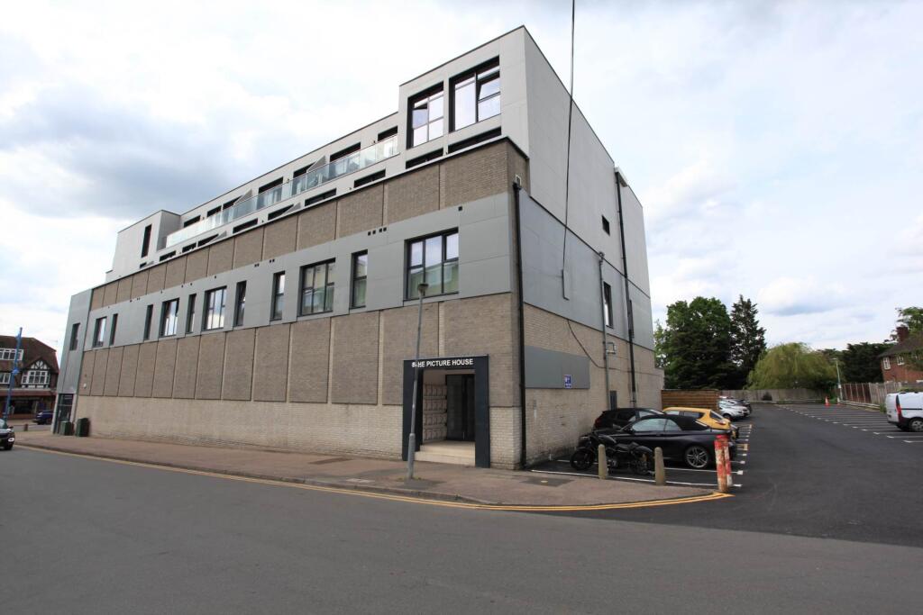 Main image of property: Darkes Lane, Potters Bar